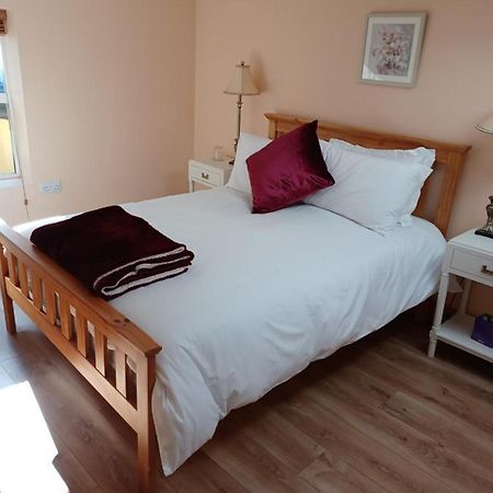 Kents Guesthouse Accommodation Kilmacthomas Exterior photo